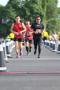 BIB: 0203
                            <button type="button" onclick="openModal(4985830)" class="btn btn-primary btn-sm float-right btn-popup" data-toggle="modal" data-target=".modal-high-quality">
                        <i class="fas fa-shopping-cart"></i> Add to Cart
                    </button>
                                            <button type="button" onclick="isThisMe(4985830, true)" class="btn btn-success btn-sm float-right btn-popup btn-isme hidden" data-toggle="tooltip" data-placement="bottom" title="นี่คือรูปของคุณใช่ไหม คลิกที่นี่เพื่อเอาเข้าอัลบั้ม">
                        <i class="fas fa-plus"></i> Add to album
                    </button>
                    <button type="button" onclick="isThisMe(4985830, false)" class="btn btn-warning btn-sm float-right btn-popup btn-isnotme hidden">
                        <i class="fas fa-ban"></i> Remove from album
                    </button>