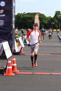 BIB: 0961
                            <button type="button" onclick="openModal(4994885)" class="btn btn-primary btn-sm float-right btn-popup" data-toggle="modal" data-target=".modal-high-quality">
                        <i class="fas fa-shopping-cart"></i> Add to Cart
                    </button>
                                            <button type="button" onclick="isThisMe(4994885, true)" class="btn btn-success btn-sm float-right btn-popup btn-isme hidden" data-toggle="tooltip" data-placement="bottom" title="นี่คือรูปของคุณใช่ไหม คลิกที่นี่เพื่อเอาเข้าอัลบั้ม">
                        <i class="fas fa-plus"></i> Add to album
                    </button>
                    <button type="button" onclick="isThisMe(4994885, false)" class="btn btn-warning btn-sm float-right btn-popup btn-isnotme hidden">
                        <i class="fas fa-ban"></i> Remove from album
                    </button>