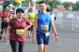 BIB: 0855, 0088
                            <button type="button" onclick="openModal(4985289)" class="btn btn-primary btn-sm float-right btn-popup" data-toggle="modal" data-target=".modal-high-quality">
                        <i class="fas fa-shopping-cart"></i> Add to Cart
                    </button>
                                            <button type="button" onclick="isThisMe(4985289, true)" class="btn btn-success btn-sm float-right btn-popup btn-isme hidden" data-toggle="tooltip" data-placement="bottom" title="นี่คือรูปของคุณใช่ไหม คลิกที่นี่เพื่อเอาเข้าอัลบั้ม">
                        <i class="fas fa-plus"></i> Add to album
                    </button>
                    <button type="button" onclick="isThisMe(4985289, false)" class="btn btn-warning btn-sm float-right btn-popup btn-isnotme hidden">
                        <i class="fas fa-ban"></i> Remove from album
                    </button>