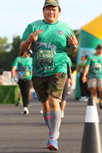 BIB: 650
                            <button type="button" onclick="openModal(4948962)" class="btn btn-primary btn-sm float-right btn-popup" data-toggle="modal" data-target=".modal-high-quality">
                        <i class="fas fa-shopping-cart"></i> Add to Cart
                    </button>
                                            <button type="button" onclick="isThisMe(4948962, true)" class="btn btn-success btn-sm float-right btn-popup btn-isme hidden" data-toggle="tooltip" data-placement="bottom" title="นี่คือรูปของคุณใช่ไหม คลิกที่นี่เพื่อเอาเข้าอัลบั้ม">
                        <i class="fas fa-plus"></i> Add to album
                    </button>
                    <button type="button" onclick="isThisMe(4948962, false)" class="btn btn-warning btn-sm float-right btn-popup btn-isnotme hidden">
                        <i class="fas fa-ban"></i> Remove from album
                    </button>