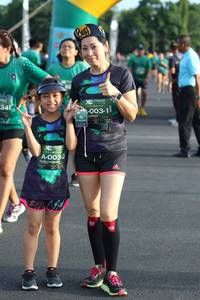 BIB: 341, 032
                            <button type="button" onclick="openModal(4948505)" class="btn btn-primary btn-sm float-right btn-popup" data-toggle="modal" data-target=".modal-high-quality">
                        <i class="fas fa-shopping-cart"></i> Add to Cart
                    </button>
                                            <button type="button" onclick="isThisMe(4948505, true)" class="btn btn-success btn-sm float-right btn-popup btn-isme hidden" data-toggle="tooltip" data-placement="bottom" title="นี่คือรูปของคุณใช่ไหม คลิกที่นี่เพื่อเอาเข้าอัลบั้ม">
                        <i class="fas fa-plus"></i> Add to album
                    </button>
                    <button type="button" onclick="isThisMe(4948505, false)" class="btn btn-warning btn-sm float-right btn-popup btn-isnotme hidden">
                        <i class="fas fa-ban"></i> Remove from album
                    </button>