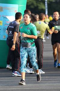 BIB: 731
                            <button type="button" onclick="openModal(4948599)" class="btn btn-primary btn-sm float-right btn-popup" data-toggle="modal" data-target=".modal-high-quality">
                        <i class="fas fa-shopping-cart"></i> Add to Cart
                    </button>
                                            <button type="button" onclick="isThisMe(4948599, true)" class="btn btn-success btn-sm float-right btn-popup btn-isme hidden" data-toggle="tooltip" data-placement="bottom" title="นี่คือรูปของคุณใช่ไหม คลิกที่นี่เพื่อเอาเข้าอัลบั้ม">
                        <i class="fas fa-plus"></i> Add to album
                    </button>
                    <button type="button" onclick="isThisMe(4948599, false)" class="btn btn-warning btn-sm float-right btn-popup btn-isnotme hidden">
                        <i class="fas fa-ban"></i> Remove from album
                    </button>