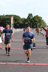 BIB: 0450, 
                            <button type="button" onclick="openModal(4995048)" class="btn btn-primary btn-sm float-right btn-popup" data-toggle="modal" data-target=".modal-high-quality">
                        <i class="fas fa-shopping-cart"></i> Add to Cart
                    </button>
                                            <button type="button" onclick="isThisMe(4995048, true)" class="btn btn-success btn-sm float-right btn-popup btn-isme hidden" data-toggle="tooltip" data-placement="bottom" title="นี่คือรูปของคุณใช่ไหม คลิกที่นี่เพื่อเอาเข้าอัลบั้ม">
                        <i class="fas fa-plus"></i> Add to album
                    </button>
                    <button type="button" onclick="isThisMe(4995048, false)" class="btn btn-warning btn-sm float-right btn-popup btn-isnotme hidden">
                        <i class="fas fa-ban"></i> Remove from album
                    </button>