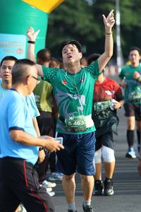 BIB: 201, 463
                            <button type="button" onclick="openModal(4948572)" class="btn btn-primary btn-sm float-right btn-popup" data-toggle="modal" data-target=".modal-high-quality">
                        <i class="fas fa-shopping-cart"></i> Add to Cart
                    </button>
                                            <button type="button" onclick="isThisMe(4948572, true)" class="btn btn-success btn-sm float-right btn-popup btn-isme hidden" data-toggle="tooltip" data-placement="bottom" title="นี่คือรูปของคุณใช่ไหม คลิกที่นี่เพื่อเอาเข้าอัลบั้ม">
                        <i class="fas fa-plus"></i> Add to album
                    </button>
                    <button type="button" onclick="isThisMe(4948572, false)" class="btn btn-warning btn-sm float-right btn-popup btn-isnotme hidden">
                        <i class="fas fa-ban"></i> Remove from album
                    </button>