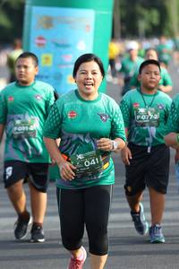 BIB: 772, 041
                            <button type="button" onclick="openModal(4950423)" class="btn btn-primary btn-sm float-right btn-popup" data-toggle="modal" data-target=".modal-high-quality">
                        <i class="fas fa-shopping-cart"></i> Add to Cart
                    </button>
                                            <button type="button" onclick="isThisMe(4950423, true)" class="btn btn-success btn-sm float-right btn-popup btn-isme hidden" data-toggle="tooltip" data-placement="bottom" title="นี่คือรูปของคุณใช่ไหม คลิกที่นี่เพื่อเอาเข้าอัลบั้ม">
                        <i class="fas fa-plus"></i> Add to album
                    </button>
                    <button type="button" onclick="isThisMe(4950423, false)" class="btn btn-warning btn-sm float-right btn-popup btn-isnotme hidden">
                        <i class="fas fa-ban"></i> Remove from album
                    </button>