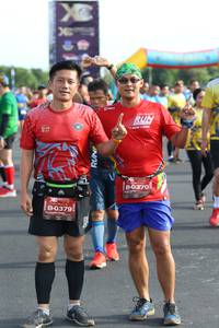 BIB: 0370, 0379
                            <button type="button" onclick="openModal(4985262)" class="btn btn-primary btn-sm float-right btn-popup" data-toggle="modal" data-target=".modal-high-quality">
                        <i class="fas fa-shopping-cart"></i> Add to Cart
                    </button>
                                            <button type="button" onclick="isThisMe(4985262, true)" class="btn btn-success btn-sm float-right btn-popup btn-isme hidden" data-toggle="tooltip" data-placement="bottom" title="นี่คือรูปของคุณใช่ไหม คลิกที่นี่เพื่อเอาเข้าอัลบั้ม">
                        <i class="fas fa-plus"></i> Add to album
                    </button>
                    <button type="button" onclick="isThisMe(4985262, false)" class="btn btn-warning btn-sm float-right btn-popup btn-isnotme hidden">
                        <i class="fas fa-ban"></i> Remove from album
                    </button>