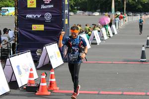 BIB: 1071
                            <button type="button" onclick="openModal(4995126)" class="btn btn-primary btn-sm float-right btn-popup" data-toggle="modal" data-target=".modal-high-quality">
                        <i class="fas fa-shopping-cart"></i> Add to Cart
                    </button>
                                            <button type="button" onclick="isThisMe(4995126, true)" class="btn btn-success btn-sm float-right btn-popup btn-isme hidden" data-toggle="tooltip" data-placement="bottom" title="นี่คือรูปของคุณใช่ไหม คลิกที่นี่เพื่อเอาเข้าอัลบั้ม">
                        <i class="fas fa-plus"></i> Add to album
                    </button>
                    <button type="button" onclick="isThisMe(4995126, false)" class="btn btn-warning btn-sm float-right btn-popup btn-isnotme hidden">
                        <i class="fas fa-ban"></i> Remove from album
                    </button>