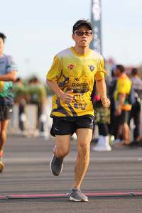 BIB: 0859
                            <button type="button" onclick="openModal(4949963)" class="btn btn-primary btn-sm float-right btn-popup" data-toggle="modal" data-target=".modal-high-quality">
                        <i class="fas fa-shopping-cart"></i> Add to Cart
                    </button>
                                            <button type="button" onclick="isThisMe(4949963, true)" class="btn btn-success btn-sm float-right btn-popup btn-isme hidden" data-toggle="tooltip" data-placement="bottom" title="นี่คือรูปของคุณใช่ไหม คลิกที่นี่เพื่อเอาเข้าอัลบั้ม">
                        <i class="fas fa-plus"></i> Add to album
                    </button>
                    <button type="button" onclick="isThisMe(4949963, false)" class="btn btn-warning btn-sm float-right btn-popup btn-isnotme hidden">
                        <i class="fas fa-ban"></i> Remove from album
                    </button>