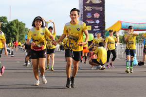 BIB: 081, 0813
                            <button type="button" onclick="openModal(4984883)" class="btn btn-primary btn-sm float-right btn-popup" data-toggle="modal" data-target=".modal-high-quality">
                        <i class="fas fa-shopping-cart"></i> Add to Cart
                    </button>
                                            <button type="button" onclick="isThisMe(4984883, true)" class="btn btn-success btn-sm float-right btn-popup btn-isme hidden" data-toggle="tooltip" data-placement="bottom" title="นี่คือรูปของคุณใช่ไหม คลิกที่นี่เพื่อเอาเข้าอัลบั้ม">
                        <i class="fas fa-plus"></i> Add to album
                    </button>
                    <button type="button" onclick="isThisMe(4984883, false)" class="btn btn-warning btn-sm float-right btn-popup btn-isnotme hidden">
                        <i class="fas fa-ban"></i> Remove from album
                    </button>