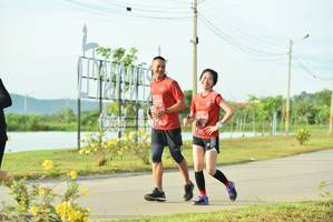 BIB: 0430, 0431
                            <button type="button" onclick="openModal(5069472)" class="btn btn-primary btn-sm float-right btn-popup" data-toggle="modal" data-target=".modal-high-quality">
                        <i class="fas fa-shopping-cart"></i> Add to Cart
                    </button>
                                            <button type="button" onclick="isThisMe(5069472, true)" class="btn btn-success btn-sm float-right btn-popup btn-isme hidden" data-toggle="tooltip" data-placement="bottom" title="นี่คือรูปของคุณใช่ไหม คลิกที่นี่เพื่อเอาเข้าอัลบั้ม">
                        <i class="fas fa-plus"></i> Add to album
                    </button>
                    <button type="button" onclick="isThisMe(5069472, false)" class="btn btn-warning btn-sm float-right btn-popup btn-isnotme hidden">
                        <i class="fas fa-ban"></i> Remove from album
                    </button>