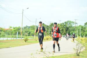 BIB: 0998, 0115
                            <button type="button" onclick="openModal(5123967)" class="btn btn-primary btn-sm float-right btn-popup" data-toggle="modal" data-target=".modal-high-quality">
                        <i class="fas fa-shopping-cart"></i> Add to Cart
                    </button>
                                            <button type="button" onclick="isThisMe(5123967, true)" class="btn btn-success btn-sm float-right btn-popup btn-isme hidden" data-toggle="tooltip" data-placement="bottom" title="นี่คือรูปของคุณใช่ไหม คลิกที่นี่เพื่อเอาเข้าอัลบั้ม">
                        <i class="fas fa-plus"></i> Add to album
                    </button>
                    <button type="button" onclick="isThisMe(5123967, false)" class="btn btn-warning btn-sm float-right btn-popup btn-isnotme hidden">
                        <i class="fas fa-ban"></i> Remove from album
                    </button>