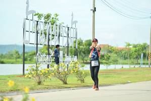 BIB: 1057
                            <button type="button" onclick="openModal(5122366)" class="btn btn-primary btn-sm float-right btn-popup" data-toggle="modal" data-target=".modal-high-quality">
                        <i class="fas fa-shopping-cart"></i> Add to Cart
                    </button>
                                            <button type="button" onclick="isThisMe(5122366, true)" class="btn btn-success btn-sm float-right btn-popup btn-isme hidden" data-toggle="tooltip" data-placement="bottom" title="นี่คือรูปของคุณใช่ไหม คลิกที่นี่เพื่อเอาเข้าอัลบั้ม">
                        <i class="fas fa-plus"></i> Add to album
                    </button>
                    <button type="button" onclick="isThisMe(5122366, false)" class="btn btn-warning btn-sm float-right btn-popup btn-isnotme hidden">
                        <i class="fas fa-ban"></i> Remove from album
                    </button>