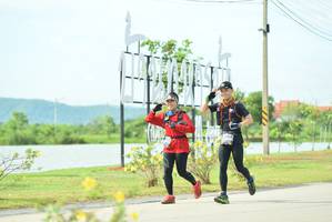 BIB: 0956, 0957
                            <button type="button" onclick="openModal(5123361)" class="btn btn-primary btn-sm float-right btn-popup" data-toggle="modal" data-target=".modal-high-quality">
                        <i class="fas fa-shopping-cart"></i> Add to Cart
                    </button>
                                            <button type="button" onclick="isThisMe(5123361, true)" class="btn btn-success btn-sm float-right btn-popup btn-isme hidden" data-toggle="tooltip" data-placement="bottom" title="นี่คือรูปของคุณใช่ไหม คลิกที่นี่เพื่อเอาเข้าอัลบั้ม">
                        <i class="fas fa-plus"></i> Add to album
                    </button>
                    <button type="button" onclick="isThisMe(5123361, false)" class="btn btn-warning btn-sm float-right btn-popup btn-isnotme hidden">
                        <i class="fas fa-ban"></i> Remove from album
                    </button>