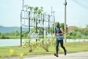 BIB: 103
                            <button type="button" onclick="openModal(5121703)" class="btn btn-primary btn-sm float-right btn-popup" data-toggle="modal" data-target=".modal-high-quality">
                        <i class="fas fa-shopping-cart"></i> Add to Cart
                    </button>
                                            <button type="button" onclick="isThisMe(5121703, true)" class="btn btn-success btn-sm float-right btn-popup btn-isme hidden" data-toggle="tooltip" data-placement="bottom" title="นี่คือรูปของคุณใช่ไหม คลิกที่นี่เพื่อเอาเข้าอัลบั้ม">
                        <i class="fas fa-plus"></i> Add to album
                    </button>
                    <button type="button" onclick="isThisMe(5121703, false)" class="btn btn-warning btn-sm float-right btn-popup btn-isnotme hidden">
                        <i class="fas fa-ban"></i> Remove from album
                    </button>