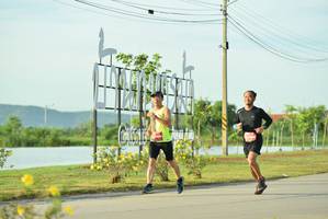 BIB: 0425
                            <button type="button" onclick="openModal(5057548)" class="btn btn-primary btn-sm float-right btn-popup" data-toggle="modal" data-target=".modal-high-quality">
                        <i class="fas fa-shopping-cart"></i> Add to Cart
                    </button>
                                            <button type="button" onclick="isThisMe(5057548, true)" class="btn btn-success btn-sm float-right btn-popup btn-isme hidden" data-toggle="tooltip" data-placement="bottom" title="นี่คือรูปของคุณใช่ไหม คลิกที่นี่เพื่อเอาเข้าอัลบั้ม">
                        <i class="fas fa-plus"></i> Add to album
                    </button>
                    <button type="button" onclick="isThisMe(5057548, false)" class="btn btn-warning btn-sm float-right btn-popup btn-isnotme hidden">
                        <i class="fas fa-ban"></i> Remove from album
                    </button>