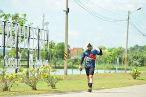 BIB: 
                            <button type="button" onclick="openModal(5134359)" class="btn btn-primary btn-sm float-right btn-popup" data-toggle="modal" data-target=".modal-high-quality">
                        <i class="fas fa-shopping-cart"></i> Add to Cart
                    </button>
                                            <button type="button" onclick="isThisMe(5134359, true)" class="btn btn-success btn-sm float-right btn-popup btn-isme hidden" data-toggle="tooltip" data-placement="bottom" title="นี่คือรูปของคุณใช่ไหม คลิกที่นี่เพื่อเอาเข้าอัลบั้ม">
                        <i class="fas fa-plus"></i> Add to album
                    </button>
                    <button type="button" onclick="isThisMe(5134359, false)" class="btn btn-warning btn-sm float-right btn-popup btn-isnotme hidden">
                        <i class="fas fa-ban"></i> Remove from album
                    </button>