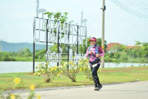 BIB: 0878
                            <button type="button" onclick="openModal(5114419)" class="btn btn-primary btn-sm float-right btn-popup" data-toggle="modal" data-target=".modal-high-quality">
                        <i class="fas fa-shopping-cart"></i> Add to Cart
                    </button>
                                            <button type="button" onclick="isThisMe(5114419, true)" class="btn btn-success btn-sm float-right btn-popup btn-isme hidden" data-toggle="tooltip" data-placement="bottom" title="นี่คือรูปของคุณใช่ไหม คลิกที่นี่เพื่อเอาเข้าอัลบั้ม">
                        <i class="fas fa-plus"></i> Add to album
                    </button>
                    <button type="button" onclick="isThisMe(5114419, false)" class="btn btn-warning btn-sm float-right btn-popup btn-isnotme hidden">
                        <i class="fas fa-ban"></i> Remove from album
                    </button>