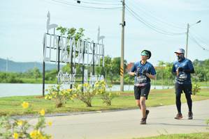 BIB: 0904
                            <button type="button" onclick="openModal(5130203)" class="btn btn-primary btn-sm float-right btn-popup" data-toggle="modal" data-target=".modal-high-quality">
                        <i class="fas fa-shopping-cart"></i> Add to Cart
                    </button>
                                            <button type="button" onclick="isThisMe(5130203, true)" class="btn btn-success btn-sm float-right btn-popup btn-isme hidden" data-toggle="tooltip" data-placement="bottom" title="นี่คือรูปของคุณใช่ไหม คลิกที่นี่เพื่อเอาเข้าอัลบั้ม">
                        <i class="fas fa-plus"></i> Add to album
                    </button>
                    <button type="button" onclick="isThisMe(5130203, false)" class="btn btn-warning btn-sm float-right btn-popup btn-isnotme hidden">
                        <i class="fas fa-ban"></i> Remove from album
                    </button>