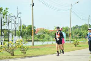 BIB: 0395, 
                            <button type="button" onclick="openModal(5126967)" class="btn btn-primary btn-sm float-right btn-popup" data-toggle="modal" data-target=".modal-high-quality">
                        <i class="fas fa-shopping-cart"></i> Add to Cart
                    </button>
                                            <button type="button" onclick="isThisMe(5126967, true)" class="btn btn-success btn-sm float-right btn-popup btn-isme hidden" data-toggle="tooltip" data-placement="bottom" title="นี่คือรูปของคุณใช่ไหม คลิกที่นี่เพื่อเอาเข้าอัลบั้ม">
                        <i class="fas fa-plus"></i> Add to album
                    </button>
                    <button type="button" onclick="isThisMe(5126967, false)" class="btn btn-warning btn-sm float-right btn-popup btn-isnotme hidden">
                        <i class="fas fa-ban"></i> Remove from album
                    </button>