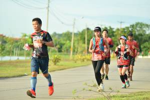 BIB: 0279
                            <button type="button" onclick="openModal(5060882)" class="btn btn-primary btn-sm float-right btn-popup" data-toggle="modal" data-target=".modal-high-quality">
                        <i class="fas fa-shopping-cart"></i> Add to Cart
                    </button>
                                            <button type="button" onclick="isThisMe(5060882, true)" class="btn btn-success btn-sm float-right btn-popup btn-isme hidden" data-toggle="tooltip" data-placement="bottom" title="นี่คือรูปของคุณใช่ไหม คลิกที่นี่เพื่อเอาเข้าอัลบั้ม">
                        <i class="fas fa-plus"></i> Add to album
                    </button>
                    <button type="button" onclick="isThisMe(5060882, false)" class="btn btn-warning btn-sm float-right btn-popup btn-isnotme hidden">
                        <i class="fas fa-ban"></i> Remove from album
                    </button>