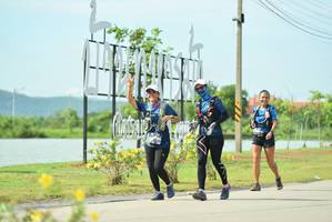 BIB: 0752
                            <button type="button" onclick="openModal(5127107)" class="btn btn-primary btn-sm float-right btn-popup" data-toggle="modal" data-target=".modal-high-quality">
                        <i class="fas fa-shopping-cart"></i> Add to Cart
                    </button>
                                            <button type="button" onclick="isThisMe(5127107, true)" class="btn btn-success btn-sm float-right btn-popup btn-isme hidden" data-toggle="tooltip" data-placement="bottom" title="นี่คือรูปของคุณใช่ไหม คลิกที่นี่เพื่อเอาเข้าอัลบั้ม">
                        <i class="fas fa-plus"></i> Add to album
                    </button>
                    <button type="button" onclick="isThisMe(5127107, false)" class="btn btn-warning btn-sm float-right btn-popup btn-isnotme hidden">
                        <i class="fas fa-ban"></i> Remove from album
                    </button>