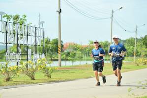 BIB: 0068, 0070
                            <button type="button" onclick="openModal(5127151)" class="btn btn-primary btn-sm float-right btn-popup" data-toggle="modal" data-target=".modal-high-quality">
                        <i class="fas fa-shopping-cart"></i> Add to Cart
                    </button>
                                            <button type="button" onclick="isThisMe(5127151, true)" class="btn btn-success btn-sm float-right btn-popup btn-isme hidden" data-toggle="tooltip" data-placement="bottom" title="นี่คือรูปของคุณใช่ไหม คลิกที่นี่เพื่อเอาเข้าอัลบั้ม">
                        <i class="fas fa-plus"></i> Add to album
                    </button>
                    <button type="button" onclick="isThisMe(5127151, false)" class="btn btn-warning btn-sm float-right btn-popup btn-isnotme hidden">
                        <i class="fas fa-ban"></i> Remove from album
                    </button>