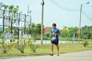 BIB: 407
                            <button type="button" onclick="openModal(5120217)" class="btn btn-primary btn-sm float-right btn-popup" data-toggle="modal" data-target=".modal-high-quality">
                        <i class="fas fa-shopping-cart"></i> Add to Cart
                    </button>
                                            <button type="button" onclick="isThisMe(5120217, true)" class="btn btn-success btn-sm float-right btn-popup btn-isme hidden" data-toggle="tooltip" data-placement="bottom" title="นี่คือรูปของคุณใช่ไหม คลิกที่นี่เพื่อเอาเข้าอัลบั้ม">
                        <i class="fas fa-plus"></i> Add to album
                    </button>
                    <button type="button" onclick="isThisMe(5120217, false)" class="btn btn-warning btn-sm float-right btn-popup btn-isnotme hidden">
                        <i class="fas fa-ban"></i> Remove from album
                    </button>