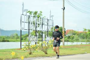 BIB: 0581, 0299
                            <button type="button" onclick="openModal(5122317)" class="btn btn-primary btn-sm float-right btn-popup" data-toggle="modal" data-target=".modal-high-quality">
                        <i class="fas fa-shopping-cart"></i> Add to Cart
                    </button>
                                            <button type="button" onclick="isThisMe(5122317, true)" class="btn btn-success btn-sm float-right btn-popup btn-isme hidden" data-toggle="tooltip" data-placement="bottom" title="นี่คือรูปของคุณใช่ไหม คลิกที่นี่เพื่อเอาเข้าอัลบั้ม">
                        <i class="fas fa-plus"></i> Add to album
                    </button>
                    <button type="button" onclick="isThisMe(5122317, false)" class="btn btn-warning btn-sm float-right btn-popup btn-isnotme hidden">
                        <i class="fas fa-ban"></i> Remove from album
                    </button>