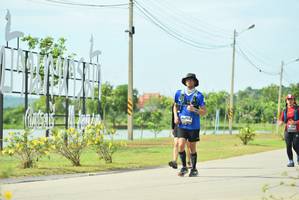 BIB: 0565
                            <button type="button" onclick="openModal(5126929)" class="btn btn-primary btn-sm float-right btn-popup" data-toggle="modal" data-target=".modal-high-quality">
                        <i class="fas fa-shopping-cart"></i> Add to Cart
                    </button>
                                            <button type="button" onclick="isThisMe(5126929, true)" class="btn btn-success btn-sm float-right btn-popup btn-isme hidden" data-toggle="tooltip" data-placement="bottom" title="นี่คือรูปของคุณใช่ไหม คลิกที่นี่เพื่อเอาเข้าอัลบั้ม">
                        <i class="fas fa-plus"></i> Add to album
                    </button>
                    <button type="button" onclick="isThisMe(5126929, false)" class="btn btn-warning btn-sm float-right btn-popup btn-isnotme hidden">
                        <i class="fas fa-ban"></i> Remove from album
                    </button>