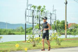 BIB: 1010
                            <button type="button" onclick="openModal(5121620)" class="btn btn-primary btn-sm float-right btn-popup" data-toggle="modal" data-target=".modal-high-quality">
                        <i class="fas fa-shopping-cart"></i> Add to Cart
                    </button>
                                            <button type="button" onclick="isThisMe(5121620, true)" class="btn btn-success btn-sm float-right btn-popup btn-isme hidden" data-toggle="tooltip" data-placement="bottom" title="นี่คือรูปของคุณใช่ไหม คลิกที่นี่เพื่อเอาเข้าอัลบั้ม">
                        <i class="fas fa-plus"></i> Add to album
                    </button>
                    <button type="button" onclick="isThisMe(5121620, false)" class="btn btn-warning btn-sm float-right btn-popup btn-isnotme hidden">
                        <i class="fas fa-ban"></i> Remove from album
                    </button>