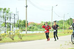 BIB: 0956, 0957
                            <button type="button" onclick="openModal(5123341)" class="btn btn-primary btn-sm float-right btn-popup" data-toggle="modal" data-target=".modal-high-quality">
                        <i class="fas fa-shopping-cart"></i> Add to Cart
                    </button>
                                            <button type="button" onclick="isThisMe(5123341, true)" class="btn btn-success btn-sm float-right btn-popup btn-isme hidden" data-toggle="tooltip" data-placement="bottom" title="นี่คือรูปของคุณใช่ไหม คลิกที่นี่เพื่อเอาเข้าอัลบั้ม">
                        <i class="fas fa-plus"></i> Add to album
                    </button>
                    <button type="button" onclick="isThisMe(5123341, false)" class="btn btn-warning btn-sm float-right btn-popup btn-isnotme hidden">
                        <i class="fas fa-ban"></i> Remove from album
                    </button>