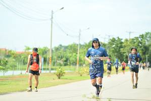 BIB: 0410
                            <button type="button" onclick="openModal(5126299)" class="btn btn-primary btn-sm float-right btn-popup" data-toggle="modal" data-target=".modal-high-quality">
                        <i class="fas fa-shopping-cart"></i> Add to Cart
                    </button>
                                            <button type="button" onclick="isThisMe(5126299, true)" class="btn btn-success btn-sm float-right btn-popup btn-isme hidden" data-toggle="tooltip" data-placement="bottom" title="นี่คือรูปของคุณใช่ไหม คลิกที่นี่เพื่อเอาเข้าอัลบั้ม">
                        <i class="fas fa-plus"></i> Add to album
                    </button>
                    <button type="button" onclick="isThisMe(5126299, false)" class="btn btn-warning btn-sm float-right btn-popup btn-isnotme hidden">
                        <i class="fas fa-ban"></i> Remove from album
                    </button>