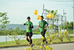 BIB: 
                            <button type="button" onclick="openModal(5004583)" class="btn btn-primary btn-sm float-right btn-popup" data-toggle="modal" data-target=".modal-high-quality">
                        <i class="fas fa-shopping-cart"></i> Add to Cart
                    </button>
                                            <button type="button" onclick="isThisMe(5004583, true)" class="btn btn-success btn-sm float-right btn-popup btn-isme hidden" data-toggle="tooltip" data-placement="bottom" title="นี่คือรูปของคุณใช่ไหม คลิกที่นี่เพื่อเอาเข้าอัลบั้ม">
                        <i class="fas fa-plus"></i> Add to album
                    </button>
                    <button type="button" onclick="isThisMe(5004583, false)" class="btn btn-warning btn-sm float-right btn-popup btn-isnotme hidden">
                        <i class="fas fa-ban"></i> Remove from album
                    </button>