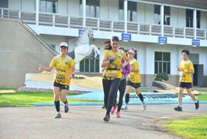 BIB: 
                            <button type="button" onclick="openModal(5190986)" class="btn btn-primary btn-sm float-right btn-popup" data-toggle="modal" data-target=".modal-high-quality">
                        <i class="fas fa-shopping-cart"></i> Add to Cart
                    </button>
                                            <button type="button" onclick="isThisMe(5190986, true)" class="btn btn-success btn-sm float-right btn-popup btn-isme hidden" data-toggle="tooltip" data-placement="bottom" title="นี่คือรูปของคุณใช่ไหม คลิกที่นี่เพื่อเอาเข้าอัลบั้ม">
                        <i class="fas fa-plus"></i> Add to album
                    </button>
                    <button type="button" onclick="isThisMe(5190986, false)" class="btn btn-warning btn-sm float-right btn-popup btn-isnotme hidden">
                        <i class="fas fa-ban"></i> Remove from album
                    </button>