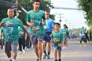 BIB: 6891, 320, 321
                            <button type="button" onclick="openModal(5110848)" class="btn btn-primary btn-sm float-right btn-popup" data-toggle="modal" data-target=".modal-high-quality">
                        <i class="fas fa-shopping-cart"></i> Add to Cart
                    </button>
                                            <button type="button" onclick="isThisMe(5110848, true)" class="btn btn-success btn-sm float-right btn-popup btn-isme hidden" data-toggle="tooltip" data-placement="bottom" title="นี่คือรูปของคุณใช่ไหม คลิกที่นี่เพื่อเอาเข้าอัลบั้ม">
                        <i class="fas fa-plus"></i> Add to album
                    </button>
                    <button type="button" onclick="isThisMe(5110848, false)" class="btn btn-warning btn-sm float-right btn-popup btn-isnotme hidden">
                        <i class="fas fa-ban"></i> Remove from album
                    </button>