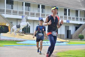 BIB: 150
                            <button type="button" onclick="openModal(5233040)" class="btn btn-primary btn-sm float-right btn-popup" data-toggle="modal" data-target=".modal-high-quality">
                        <i class="fas fa-shopping-cart"></i> Add to Cart
                    </button>
                                            <button type="button" onclick="isThisMe(5233040, true)" class="btn btn-success btn-sm float-right btn-popup btn-isme hidden" data-toggle="tooltip" data-placement="bottom" title="นี่คือรูปของคุณใช่ไหม คลิกที่นี่เพื่อเอาเข้าอัลบั้ม">
                        <i class="fas fa-plus"></i> Add to album
                    </button>
                    <button type="button" onclick="isThisMe(5233040, false)" class="btn btn-warning btn-sm float-right btn-popup btn-isnotme hidden">
                        <i class="fas fa-ban"></i> Remove from album
                    </button>