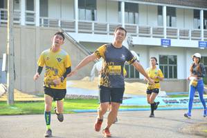 BIB: 0354
                            <button type="button" onclick="openModal(5189764)" class="btn btn-primary btn-sm float-right btn-popup" data-toggle="modal" data-target=".modal-high-quality">
                        <i class="fas fa-shopping-cart"></i> Add to Cart
                    </button>
                                            <button type="button" onclick="isThisMe(5189764, true)" class="btn btn-success btn-sm float-right btn-popup btn-isme hidden" data-toggle="tooltip" data-placement="bottom" title="นี่คือรูปของคุณใช่ไหม คลิกที่นี่เพื่อเอาเข้าอัลบั้ม">
                        <i class="fas fa-plus"></i> Add to album
                    </button>
                    <button type="button" onclick="isThisMe(5189764, false)" class="btn btn-warning btn-sm float-right btn-popup btn-isnotme hidden">
                        <i class="fas fa-ban"></i> Remove from album
                    </button>