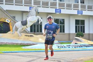 BIB: 0740
                            <button type="button" onclick="openModal(5241706)" class="btn btn-primary btn-sm float-right btn-popup" data-toggle="modal" data-target=".modal-high-quality">
                        <i class="fas fa-shopping-cart"></i> Add to Cart
                    </button>
                                            <button type="button" onclick="isThisMe(5241706, true)" class="btn btn-success btn-sm float-right btn-popup btn-isme hidden" data-toggle="tooltip" data-placement="bottom" title="นี่คือรูปของคุณใช่ไหม คลิกที่นี่เพื่อเอาเข้าอัลบั้ม">
                        <i class="fas fa-plus"></i> Add to album
                    </button>
                    <button type="button" onclick="isThisMe(5241706, false)" class="btn btn-warning btn-sm float-right btn-popup btn-isnotme hidden">
                        <i class="fas fa-ban"></i> Remove from album
                    </button>