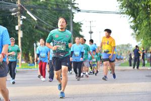 BIB: 660
                            <button type="button" onclick="openModal(5109736)" class="btn btn-primary btn-sm float-right btn-popup" data-toggle="modal" data-target=".modal-high-quality">
                        <i class="fas fa-shopping-cart"></i> Add to Cart
                    </button>
                                            <button type="button" onclick="isThisMe(5109736, true)" class="btn btn-success btn-sm float-right btn-popup btn-isme hidden" data-toggle="tooltip" data-placement="bottom" title="นี่คือรูปของคุณใช่ไหม คลิกที่นี่เพื่อเอาเข้าอัลบั้ม">
                        <i class="fas fa-plus"></i> Add to album
                    </button>
                    <button type="button" onclick="isThisMe(5109736, false)" class="btn btn-warning btn-sm float-right btn-popup btn-isnotme hidden">
                        <i class="fas fa-ban"></i> Remove from album
                    </button>