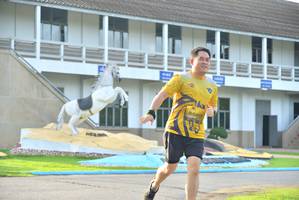 BIB: 0465
                            <button type="button" onclick="openModal(5193047)" class="btn btn-primary btn-sm float-right btn-popup" data-toggle="modal" data-target=".modal-high-quality">
                        <i class="fas fa-shopping-cart"></i> Add to Cart
                    </button>
                                            <button type="button" onclick="isThisMe(5193047, true)" class="btn btn-success btn-sm float-right btn-popup btn-isme hidden" data-toggle="tooltip" data-placement="bottom" title="นี่คือรูปของคุณใช่ไหม คลิกที่นี่เพื่อเอาเข้าอัลบั้ม">
                        <i class="fas fa-plus"></i> Add to album
                    </button>
                    <button type="button" onclick="isThisMe(5193047, false)" class="btn btn-warning btn-sm float-right btn-popup btn-isnotme hidden">
                        <i class="fas fa-ban"></i> Remove from album
                    </button>