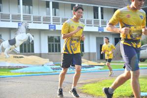 BIB: 0908, 0649
                            <button type="button" onclick="openModal(5135636)" class="btn btn-primary btn-sm float-right btn-popup" data-toggle="modal" data-target=".modal-high-quality">
                        <i class="fas fa-shopping-cart"></i> Add to Cart
                    </button>
                                            <button type="button" onclick="isThisMe(5135636, true)" class="btn btn-success btn-sm float-right btn-popup btn-isme hidden" data-toggle="tooltip" data-placement="bottom" title="นี่คือรูปของคุณใช่ไหม คลิกที่นี่เพื่อเอาเข้าอัลบั้ม">
                        <i class="fas fa-plus"></i> Add to album
                    </button>
                    <button type="button" onclick="isThisMe(5135636, false)" class="btn btn-warning btn-sm float-right btn-popup btn-isnotme hidden">
                        <i class="fas fa-ban"></i> Remove from album
                    </button>