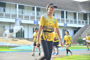 BIB: 0210, 
                            <button type="button" onclick="openModal(5191251)" class="btn btn-primary btn-sm float-right btn-popup" data-toggle="modal" data-target=".modal-high-quality">
                        <i class="fas fa-shopping-cart"></i> Add to Cart
                    </button>
                                            <button type="button" onclick="isThisMe(5191251, true)" class="btn btn-success btn-sm float-right btn-popup btn-isme hidden" data-toggle="tooltip" data-placement="bottom" title="นี่คือรูปของคุณใช่ไหม คลิกที่นี่เพื่อเอาเข้าอัลบั้ม">
                        <i class="fas fa-plus"></i> Add to album
                    </button>
                    <button type="button" onclick="isThisMe(5191251, false)" class="btn btn-warning btn-sm float-right btn-popup btn-isnotme hidden">
                        <i class="fas fa-ban"></i> Remove from album
                    </button>