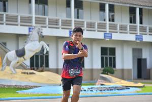 BIB: 0106
                            <button type="button" onclick="openModal(5236581)" class="btn btn-primary btn-sm float-right btn-popup" data-toggle="modal" data-target=".modal-high-quality">
                        <i class="fas fa-shopping-cart"></i> Add to Cart
                    </button>
                                            <button type="button" onclick="isThisMe(5236581, true)" class="btn btn-success btn-sm float-right btn-popup btn-isme hidden" data-toggle="tooltip" data-placement="bottom" title="นี่คือรูปของคุณใช่ไหม คลิกที่นี่เพื่อเอาเข้าอัลบั้ม">
                        <i class="fas fa-plus"></i> Add to album
                    </button>
                    <button type="button" onclick="isThisMe(5236581, false)" class="btn btn-warning btn-sm float-right btn-popup btn-isnotme hidden">
                        <i class="fas fa-ban"></i> Remove from album
                    </button>