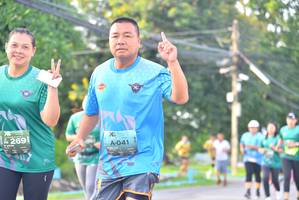 BIB: 269, 041
                            <button type="button" onclick="openModal(5084352)" class="btn btn-primary btn-sm float-right btn-popup" data-toggle="modal" data-target=".modal-high-quality">
                        <i class="fas fa-shopping-cart"></i> Add to Cart
                    </button>
                                            <button type="button" onclick="isThisMe(5084352, true)" class="btn btn-success btn-sm float-right btn-popup btn-isme hidden" data-toggle="tooltip" data-placement="bottom" title="นี่คือรูปของคุณใช่ไหม คลิกที่นี่เพื่อเอาเข้าอัลบั้ม">
                        <i class="fas fa-plus"></i> Add to album
                    </button>
                    <button type="button" onclick="isThisMe(5084352, false)" class="btn btn-warning btn-sm float-right btn-popup btn-isnotme hidden">
                        <i class="fas fa-ban"></i> Remove from album
                    </button>