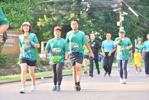 BIB: 283, 284, 011, 985
                            <button type="button" onclick="openModal(5113295)" class="btn btn-primary btn-sm float-right btn-popup" data-toggle="modal" data-target=".modal-high-quality">
                        <i class="fas fa-shopping-cart"></i> Add to Cart
                    </button>
                                            <button type="button" onclick="isThisMe(5113295, true)" class="btn btn-success btn-sm float-right btn-popup btn-isme hidden" data-toggle="tooltip" data-placement="bottom" title="นี่คือรูปของคุณใช่ไหม คลิกที่นี่เพื่อเอาเข้าอัลบั้ม">
                        <i class="fas fa-plus"></i> Add to album
                    </button>
                    <button type="button" onclick="isThisMe(5113295, false)" class="btn btn-warning btn-sm float-right btn-popup btn-isnotme hidden">
                        <i class="fas fa-ban"></i> Remove from album
                    </button>