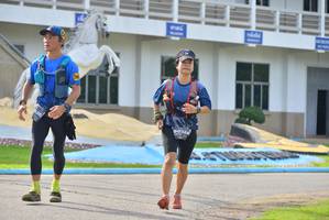 BIB: 0324, 535
                            <button type="button" onclick="openModal(5221511)" class="btn btn-primary btn-sm float-right btn-popup" data-toggle="modal" data-target=".modal-high-quality">
                        <i class="fas fa-shopping-cart"></i> Add to Cart
                    </button>
                                            <button type="button" onclick="isThisMe(5221511, true)" class="btn btn-success btn-sm float-right btn-popup btn-isme hidden" data-toggle="tooltip" data-placement="bottom" title="นี่คือรูปของคุณใช่ไหม คลิกที่นี่เพื่อเอาเข้าอัลบั้ม">
                        <i class="fas fa-plus"></i> Add to album
                    </button>
                    <button type="button" onclick="isThisMe(5221511, false)" class="btn btn-warning btn-sm float-right btn-popup btn-isnotme hidden">
                        <i class="fas fa-ban"></i> Remove from album
                    </button>