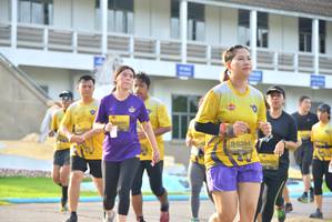 BIB: 0489, 0394, 928
                            <button type="button" onclick="openModal(5202638)" class="btn btn-primary btn-sm float-right btn-popup" data-toggle="modal" data-target=".modal-high-quality">
                        <i class="fas fa-shopping-cart"></i> Add to Cart
                    </button>
                                            <button type="button" onclick="isThisMe(5202638, true)" class="btn btn-success btn-sm float-right btn-popup btn-isme hidden" data-toggle="tooltip" data-placement="bottom" title="นี่คือรูปของคุณใช่ไหม คลิกที่นี่เพื่อเอาเข้าอัลบั้ม">
                        <i class="fas fa-plus"></i> Add to album
                    </button>
                    <button type="button" onclick="isThisMe(5202638, false)" class="btn btn-warning btn-sm float-right btn-popup btn-isnotme hidden">
                        <i class="fas fa-ban"></i> Remove from album
                    </button>