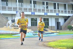 BIB: 207
                            <button type="button" onclick="openModal(5189887)" class="btn btn-primary btn-sm float-right btn-popup" data-toggle="modal" data-target=".modal-high-quality">
                        <i class="fas fa-shopping-cart"></i> Add to Cart
                    </button>
                                            <button type="button" onclick="isThisMe(5189887, true)" class="btn btn-success btn-sm float-right btn-popup btn-isme hidden" data-toggle="tooltip" data-placement="bottom" title="นี่คือรูปของคุณใช่ไหม คลิกที่นี่เพื่อเอาเข้าอัลบั้ม">
                        <i class="fas fa-plus"></i> Add to album
                    </button>
                    <button type="button" onclick="isThisMe(5189887, false)" class="btn btn-warning btn-sm float-right btn-popup btn-isnotme hidden">
                        <i class="fas fa-ban"></i> Remove from album
                    </button>