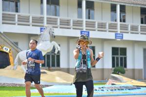 BIB: 
                            <button type="button" onclick="openModal(5241692)" class="btn btn-primary btn-sm float-right btn-popup" data-toggle="modal" data-target=".modal-high-quality">
                        <i class="fas fa-shopping-cart"></i> Add to Cart
                    </button>
                                            <button type="button" onclick="isThisMe(5241692, true)" class="btn btn-success btn-sm float-right btn-popup btn-isme hidden" data-toggle="tooltip" data-placement="bottom" title="นี่คือรูปของคุณใช่ไหม คลิกที่นี่เพื่อเอาเข้าอัลบั้ม">
                        <i class="fas fa-plus"></i> Add to album
                    </button>
                    <button type="button" onclick="isThisMe(5241692, false)" class="btn btn-warning btn-sm float-right btn-popup btn-isnotme hidden">
                        <i class="fas fa-ban"></i> Remove from album
                    </button>