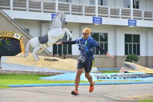 BIB: 919
                            <button type="button" onclick="openModal(5236362)" class="btn btn-primary btn-sm float-right btn-popup" data-toggle="modal" data-target=".modal-high-quality">
                        <i class="fas fa-shopping-cart"></i> Add to Cart
                    </button>
                                            <button type="button" onclick="isThisMe(5236362, true)" class="btn btn-success btn-sm float-right btn-popup btn-isme hidden" data-toggle="tooltip" data-placement="bottom" title="นี่คือรูปของคุณใช่ไหม คลิกที่นี่เพื่อเอาเข้าอัลบั้ม">
                        <i class="fas fa-plus"></i> Add to album
                    </button>
                    <button type="button" onclick="isThisMe(5236362, false)" class="btn btn-warning btn-sm float-right btn-popup btn-isnotme hidden">
                        <i class="fas fa-ban"></i> Remove from album
                    </button>